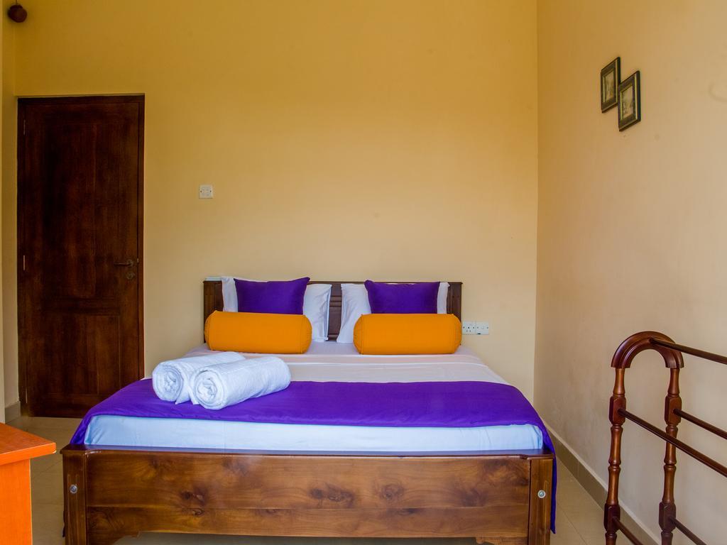 Aronka Homestay Kandy Zewnętrze zdjęcie