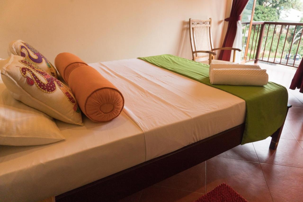 Aronka Homestay Kandy Zewnętrze zdjęcie