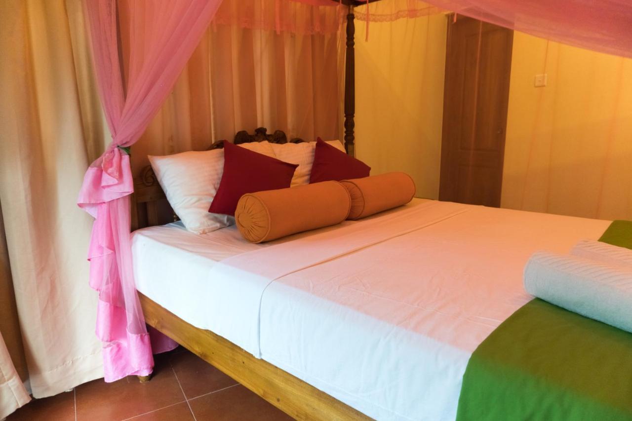 Aronka Homestay Kandy Pokój zdjęcie
